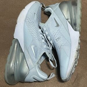Nike Women's Air Max 270 Silver Gray Sneakers